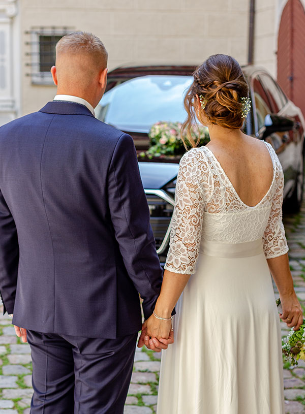 Autohaus Schön – Hochzeitsauto