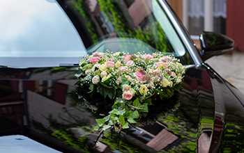 Autohaus Schön – Hochzeitsauto Audi